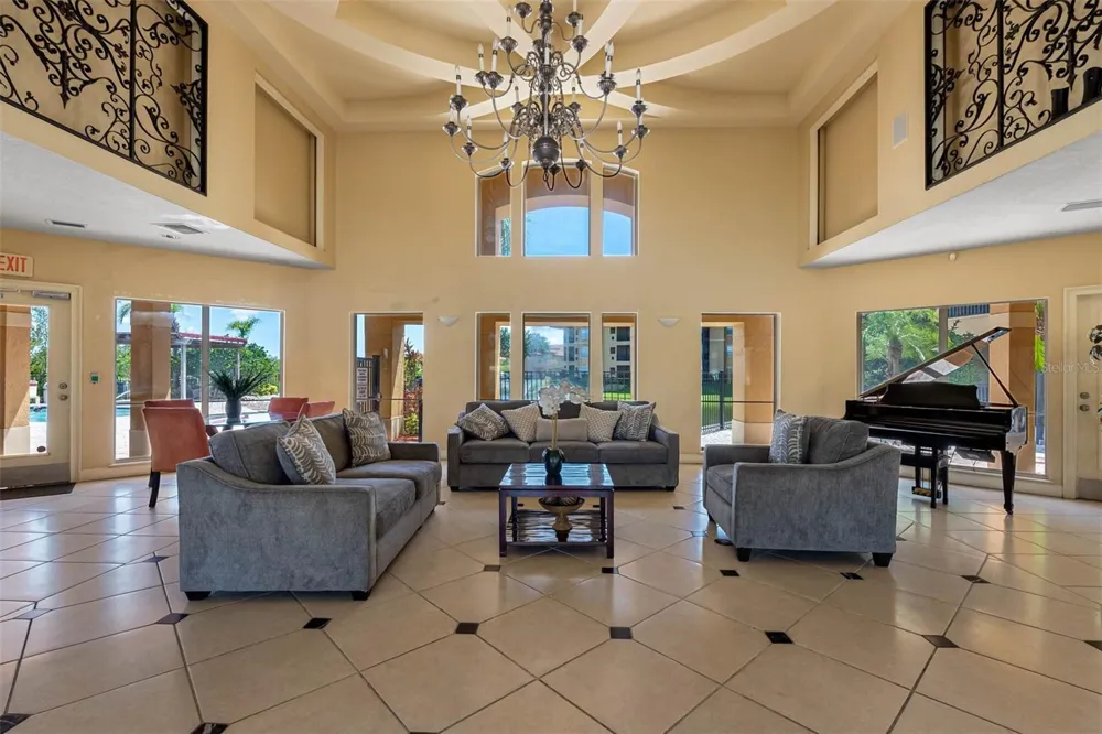 4323 BAYSIDE VILLAGE DRIVE #329 Tampa, FL 33615
