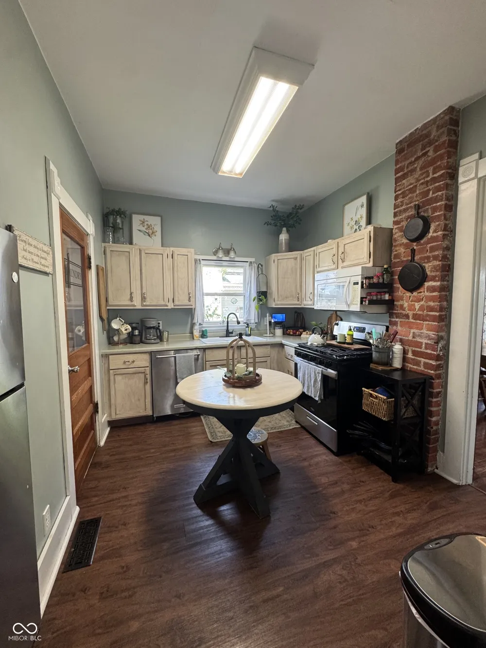 45 Meadow Drive New Palestine, IN 46163