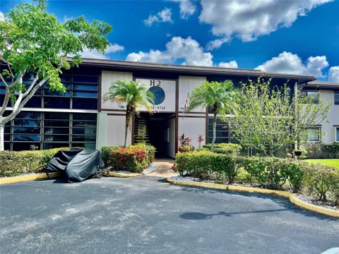9718 S BELFORT CIRCLE #108