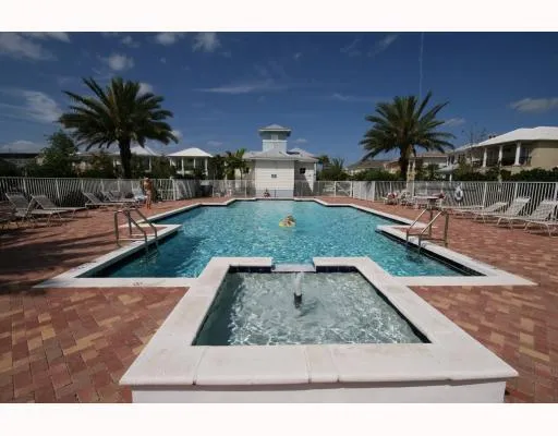 335 E Thatch Palm Circle #105 Jupiter, FL 33458