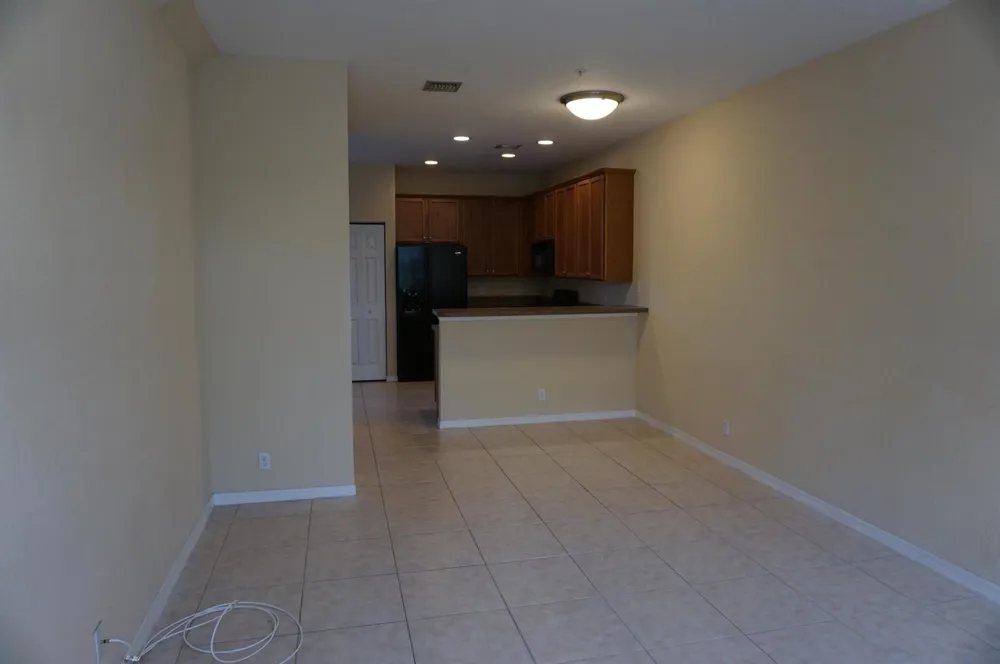 335 E Thatch Palm Circle #105 Jupiter, FL 33458