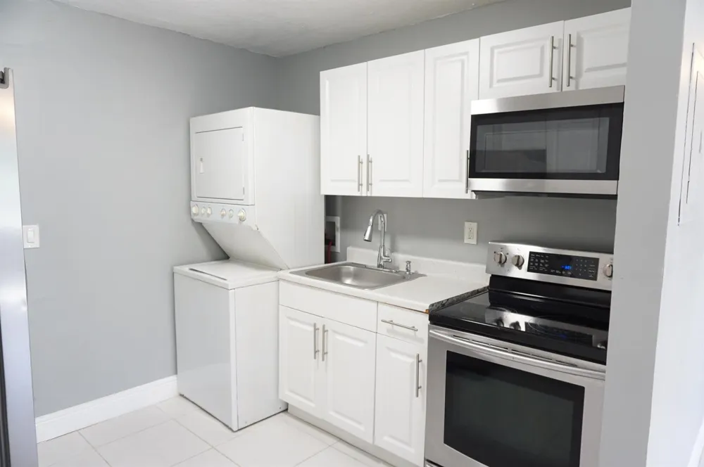 1456 W 29TH STREET #1 Riviera Beach, FL 33404