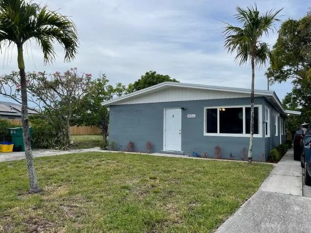1456 W 29TH STREET #1 Riviera Beach, FL 33404