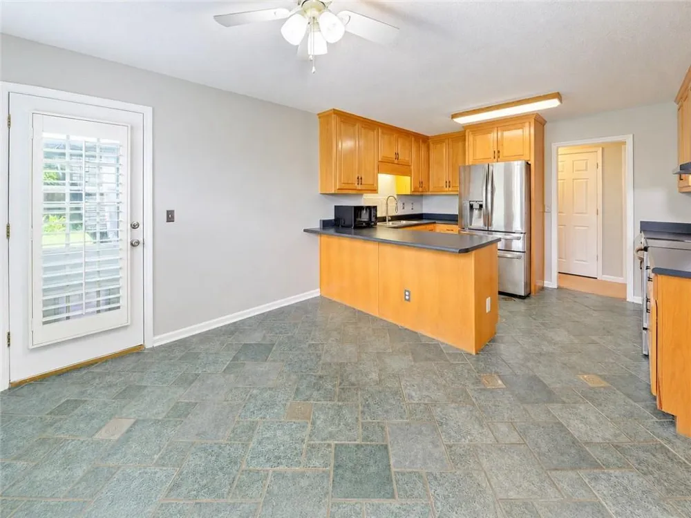 6024 Hulsey Road Clermont, GA 30527