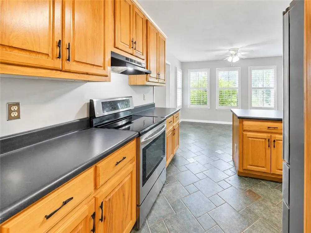 6024 Hulsey Road Clermont, GA 30527