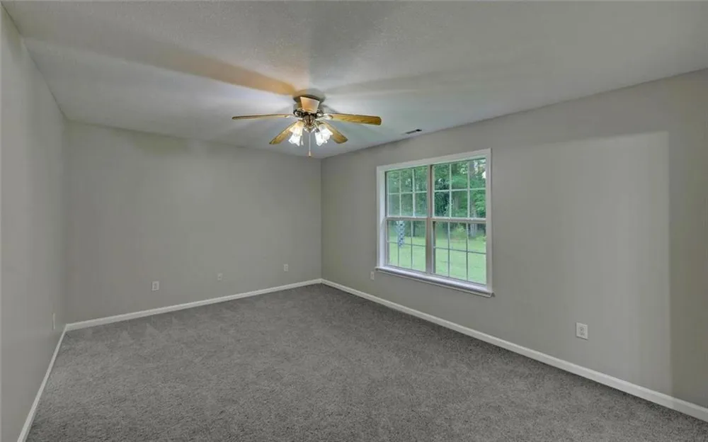 6024 Hulsey Road Clermont, GA 30527