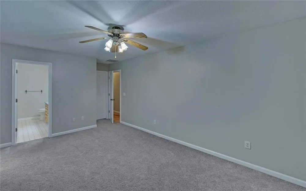 6024 Hulsey Road Clermont, GA 30527