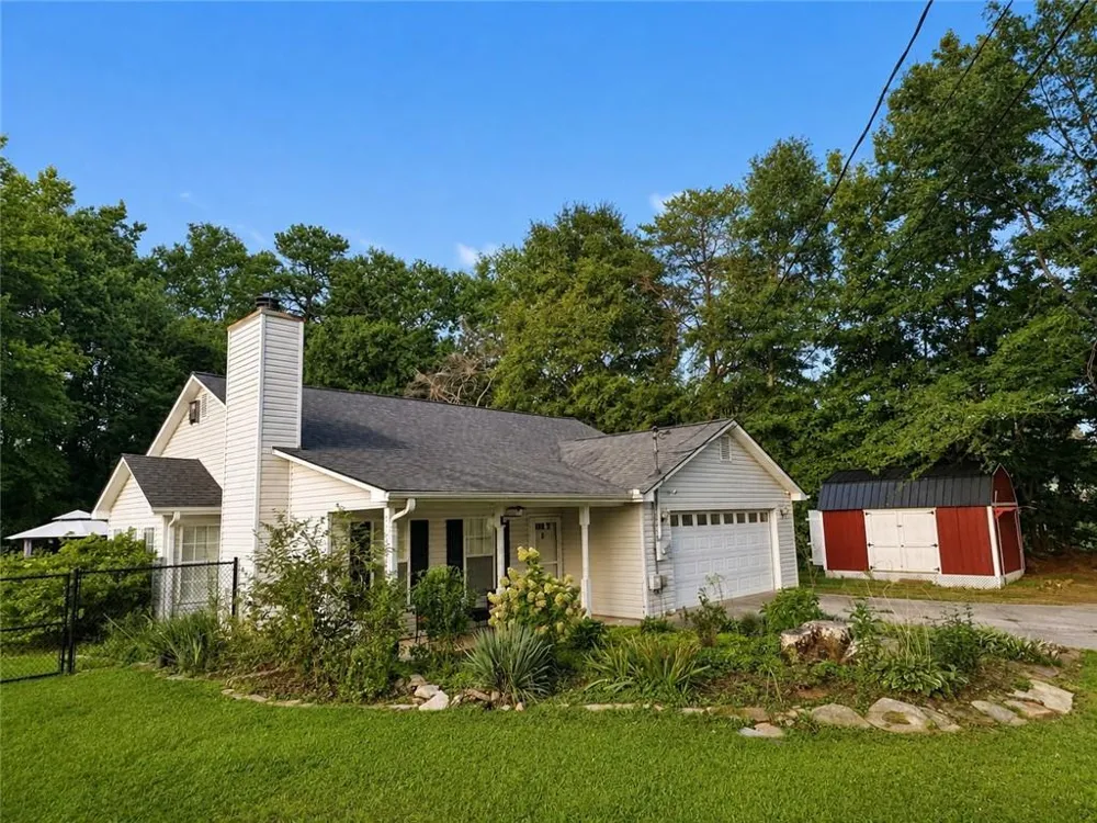 6024 Hulsey Road Clermont, GA 30527