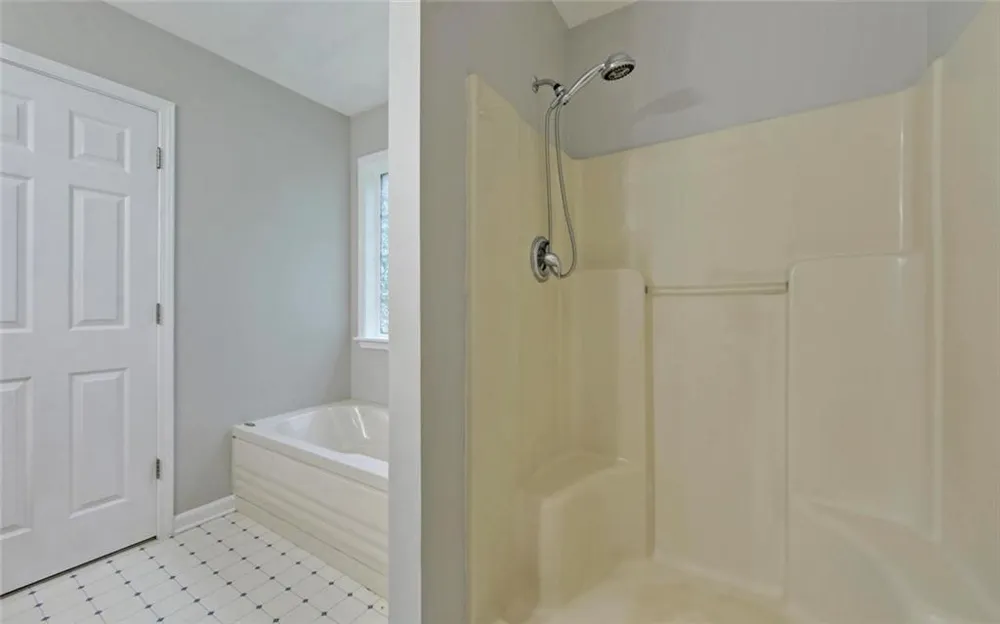 6024 Hulsey Road Clermont, GA 30527