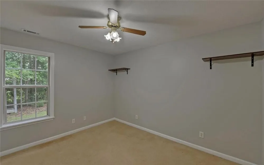 6024 Hulsey Road Clermont, GA 30527