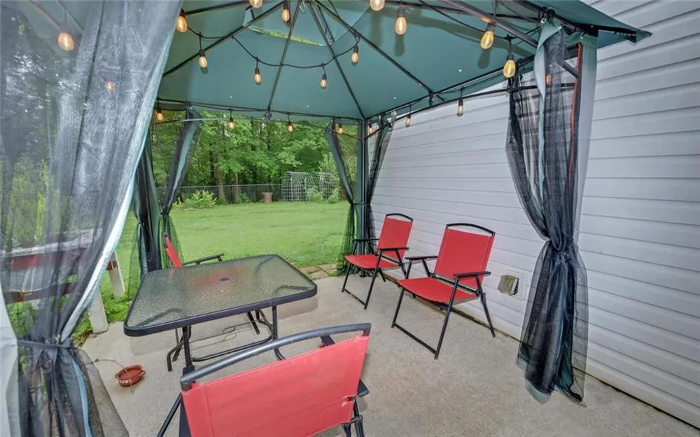 6024 Hulsey Road Clermont, GA 30527