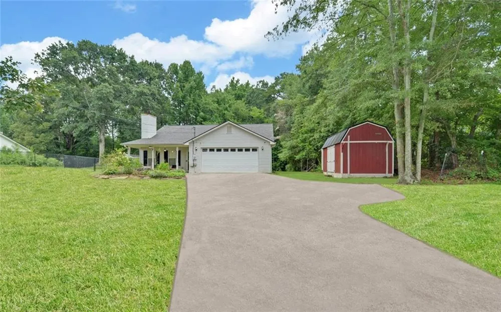 6024 Hulsey Road Clermont, GA 30527