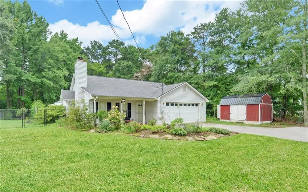 6024 Hulsey Road Clermont, GA 30527