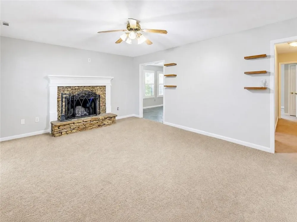 6024 Hulsey Road Clermont, GA 30527