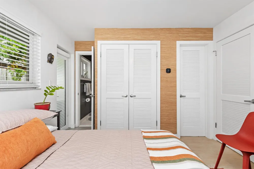 615 NE 10TH AVENUE #101B Fort Lauderdale, FL 33304