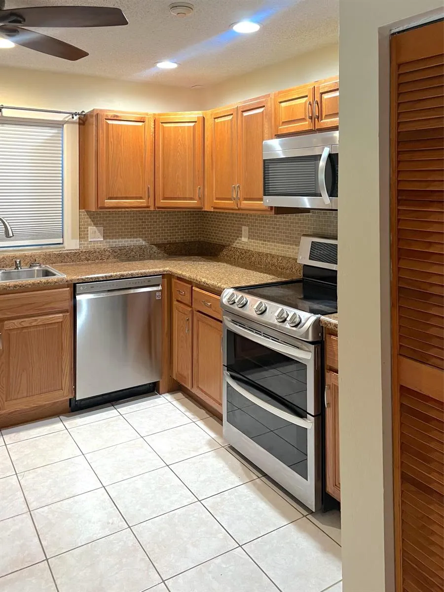 3692 NW 95TH TERRACE #7M Sunrise, FL 33351