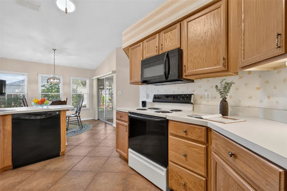 25333 RIVER CREST DRIVE Leesburg, FL 34748