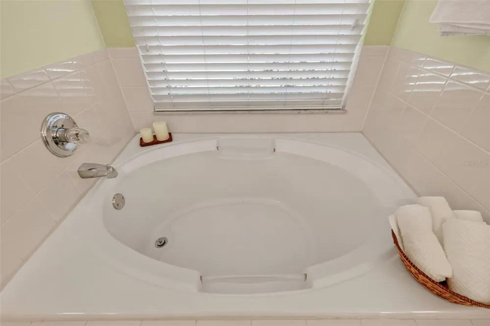 25333 RIVER CREST DRIVE Leesburg, FL 34748