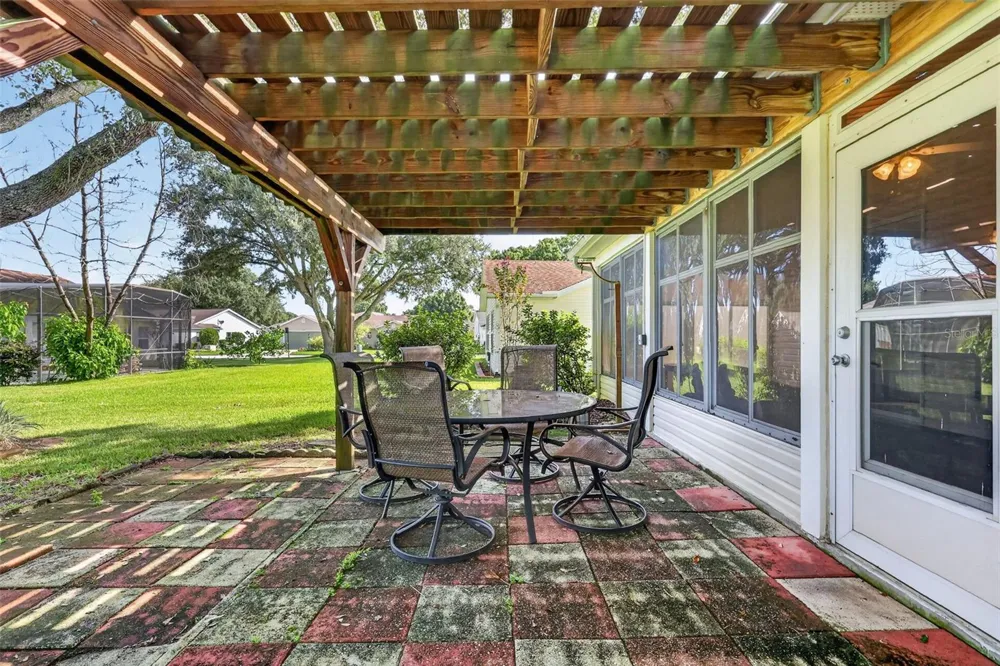 25333 RIVER CREST DRIVE Leesburg, FL 34748