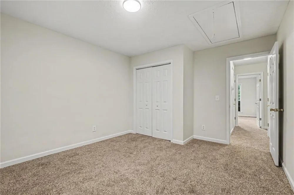 245 London Lane Hiram, GA 30141