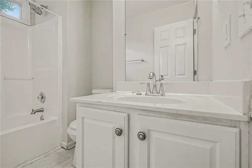245 London Lane Hiram, GA 30141