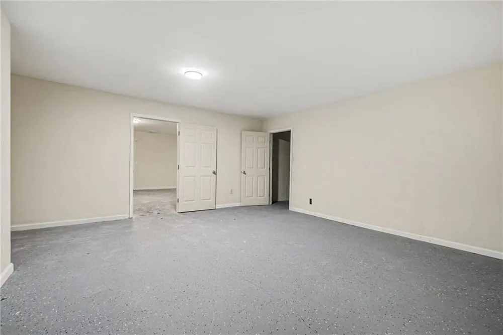 245 London Lane Hiram, GA 30141