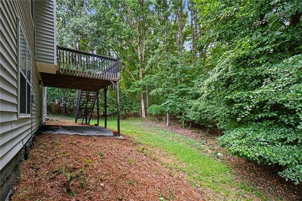 245 London Lane Hiram, GA 30141