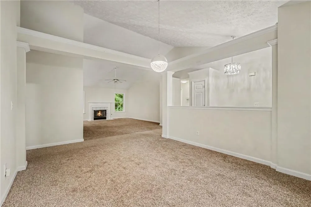 245 London Lane Hiram, GA 30141