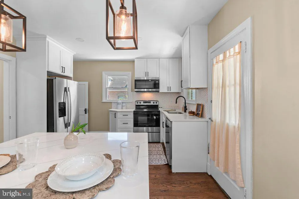 3027 LAVENDER AVENUE Baltimore, MD 21234