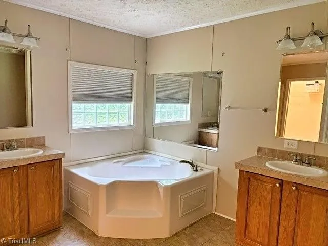88 Dixon Lane Roxboro, NC 27574