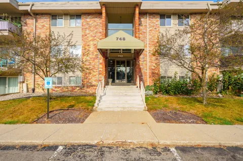 748 W Kilgore Road #303