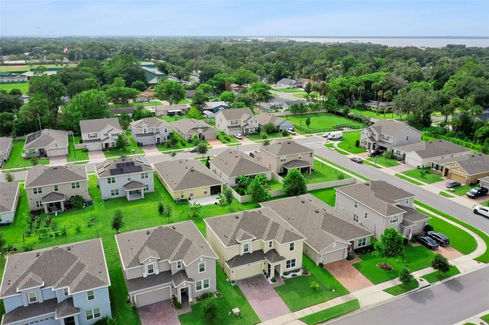 1055 CHASE AUSTIN WAY Sanford, FL 32771