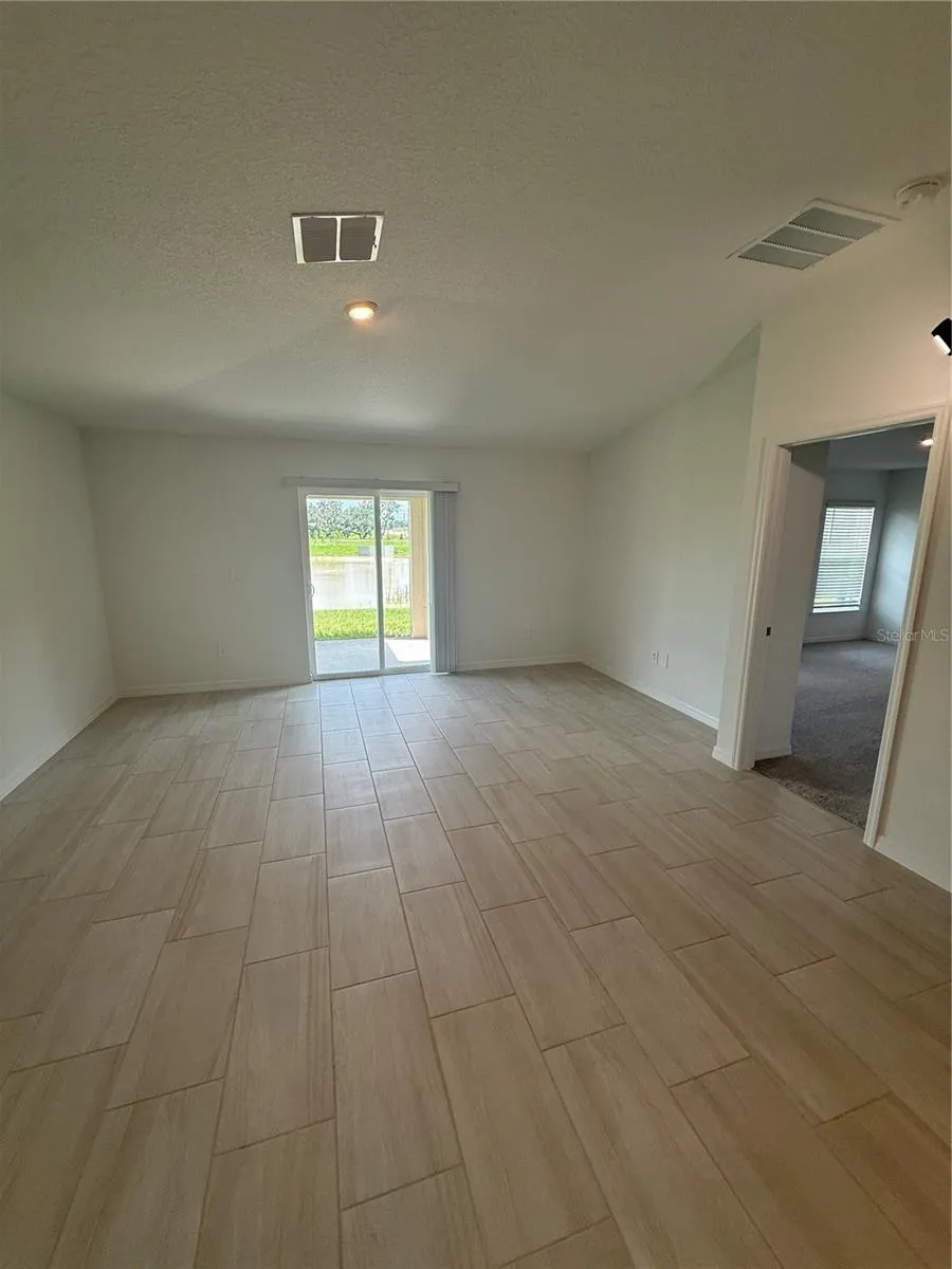 32985 TWIN FLOWER AVE Wesley Chapel, FL 33545