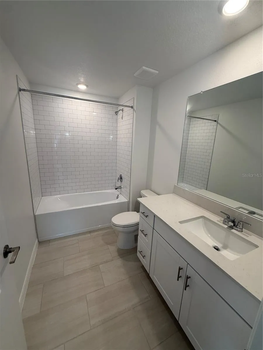 32985 TWIN FLOWER AVE Wesley Chapel, FL 33545