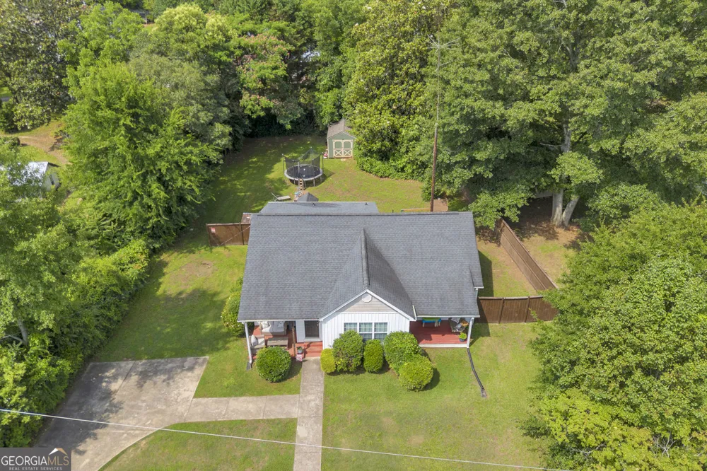 43 Hood ST Commerce, GA 30529