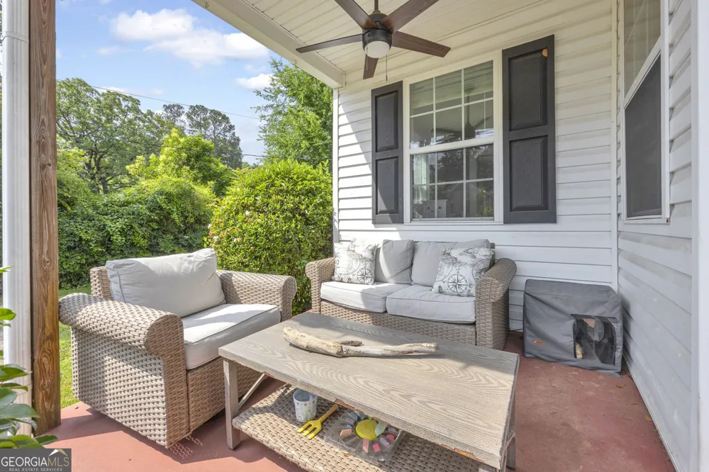 43 Hood ST Commerce, GA 30529