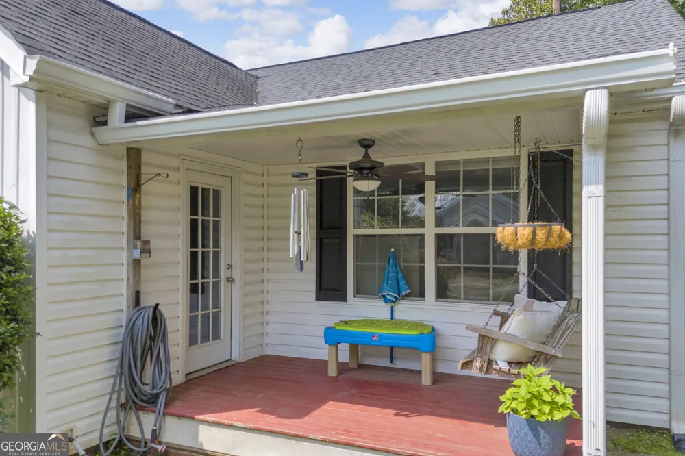 43 Hood ST Commerce, GA 30529