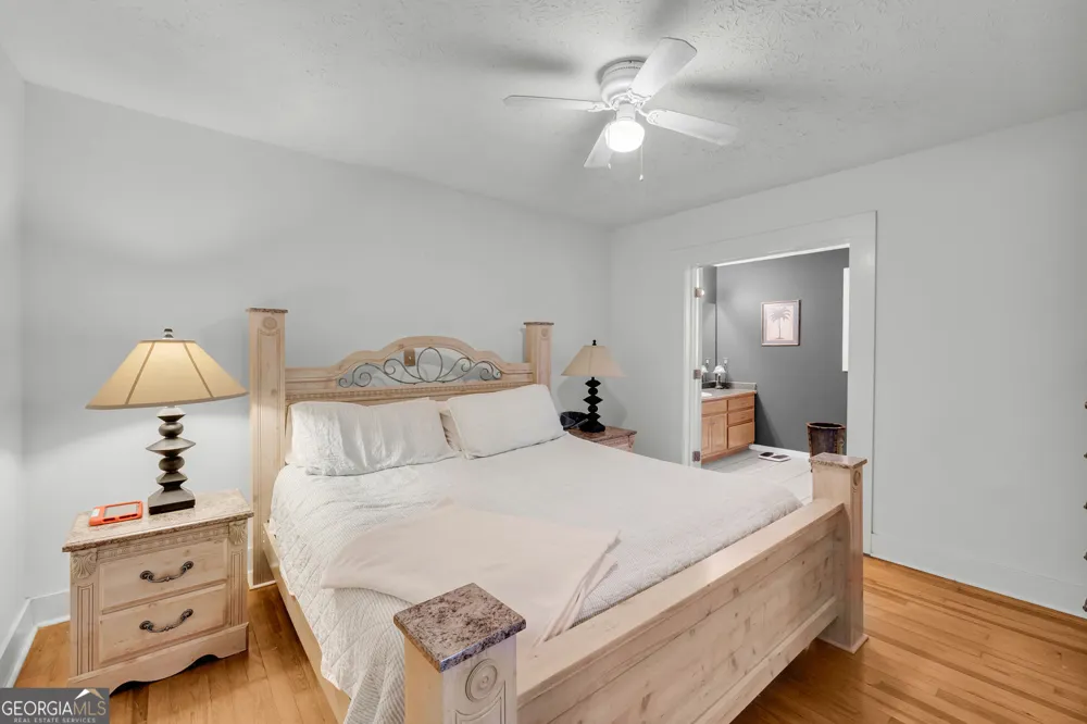 43 Hood ST Commerce, GA 30529
