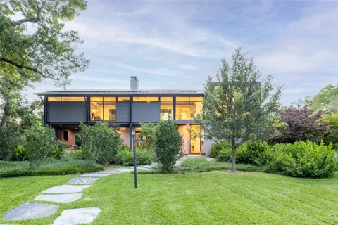 8457 San Benito Way