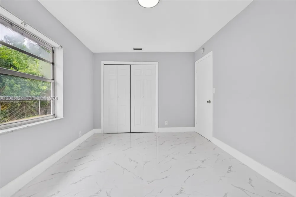 8500 SW 20th St North Lauderdale, FL 33068