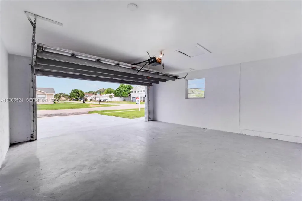8500 SW 20th St North Lauderdale, FL 33068