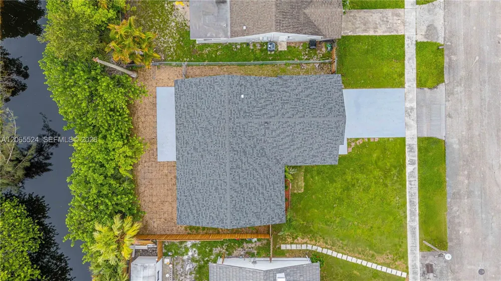 8500 SW 20th St North Lauderdale, FL 33068