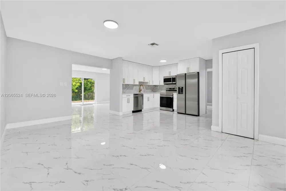 8500 SW 20th St North Lauderdale, FL 33068