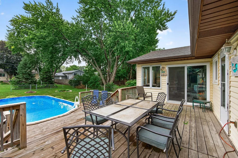 6364 Dawn Way Inver Grove Heights, MN 55076
