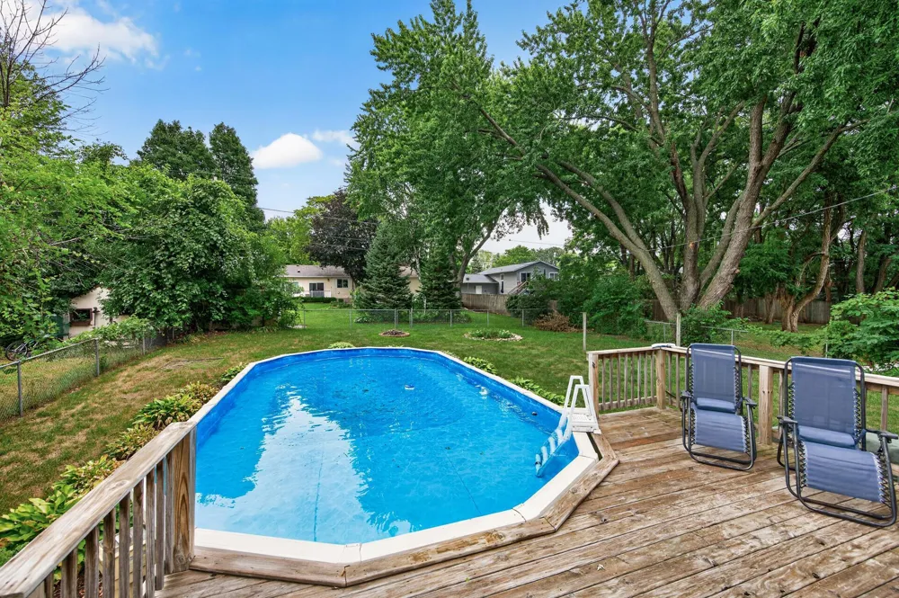 6364 Dawn Way Inver Grove Heights, MN 55076