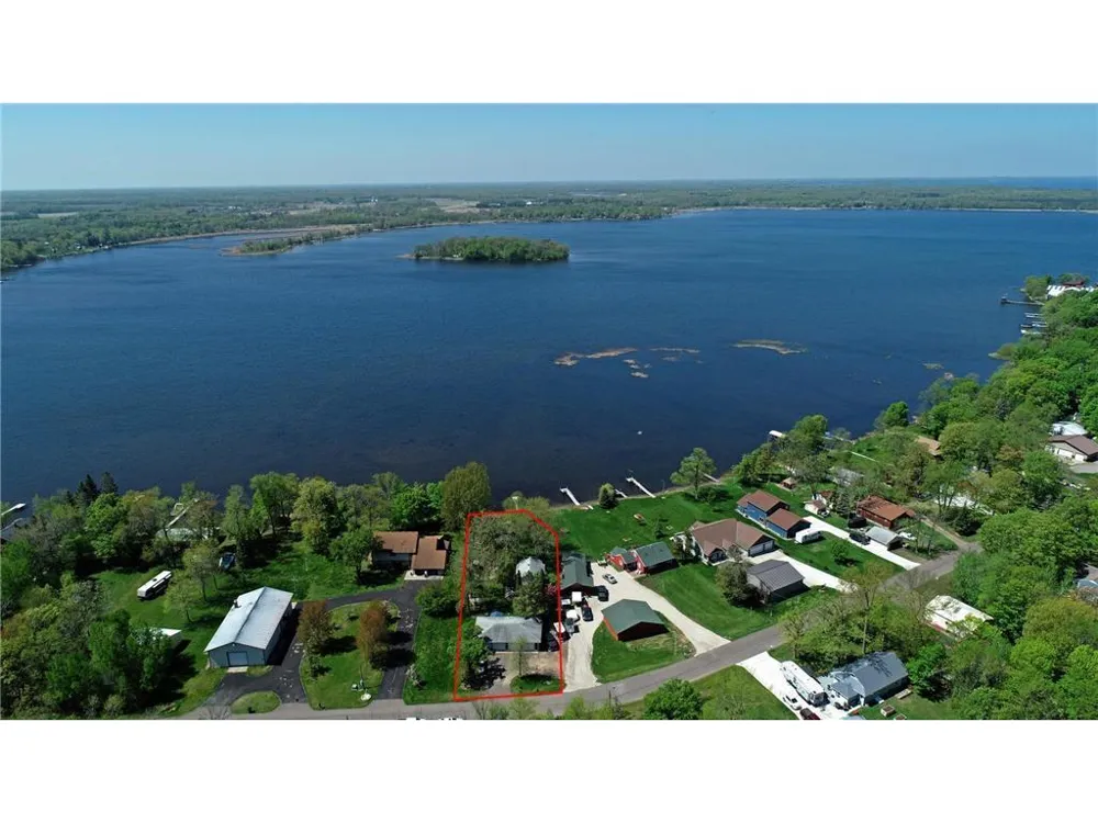 1215 Lake Shore Boulevard Wahkon, MN 56386