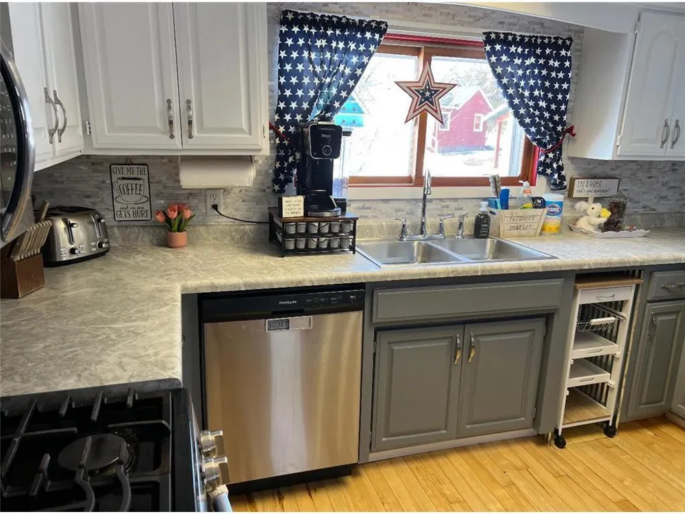 1215 Lake Shore Boulevard Wahkon, MN 56386