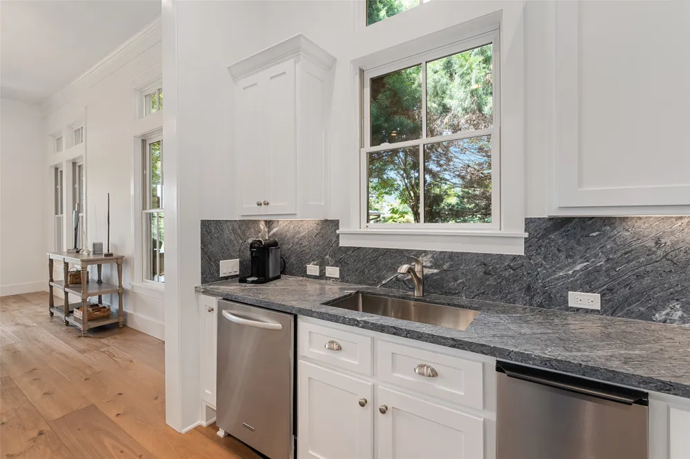 4505 East Cove Court Malakoff, TX 75148