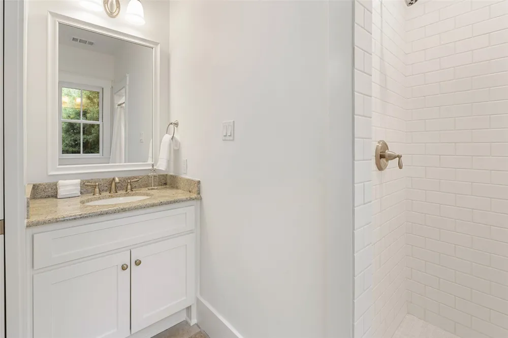 4505 East Cove Court Malakoff, TX 75148