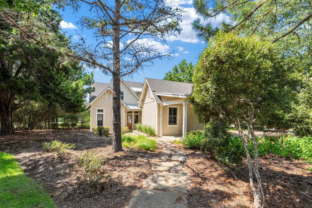 4505 East Cove Court Malakoff, TX 75148